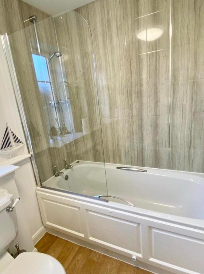 Wellingtonia Court Apartment إينفيرنيس المظهر الخارجي الصورة